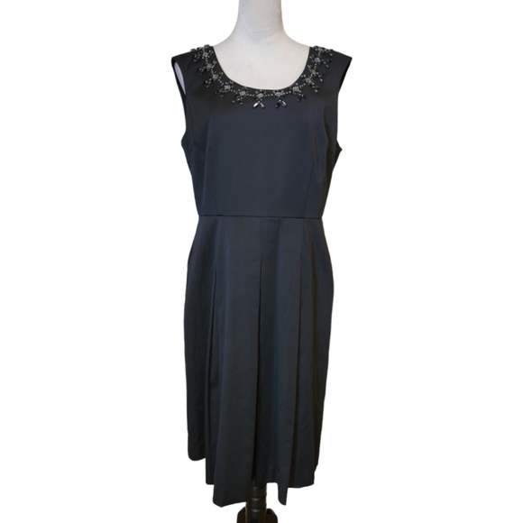Talbots Black Sleeveless Jeweled Neckline Cocktail Dress Size 12 - Picture 1 of 5